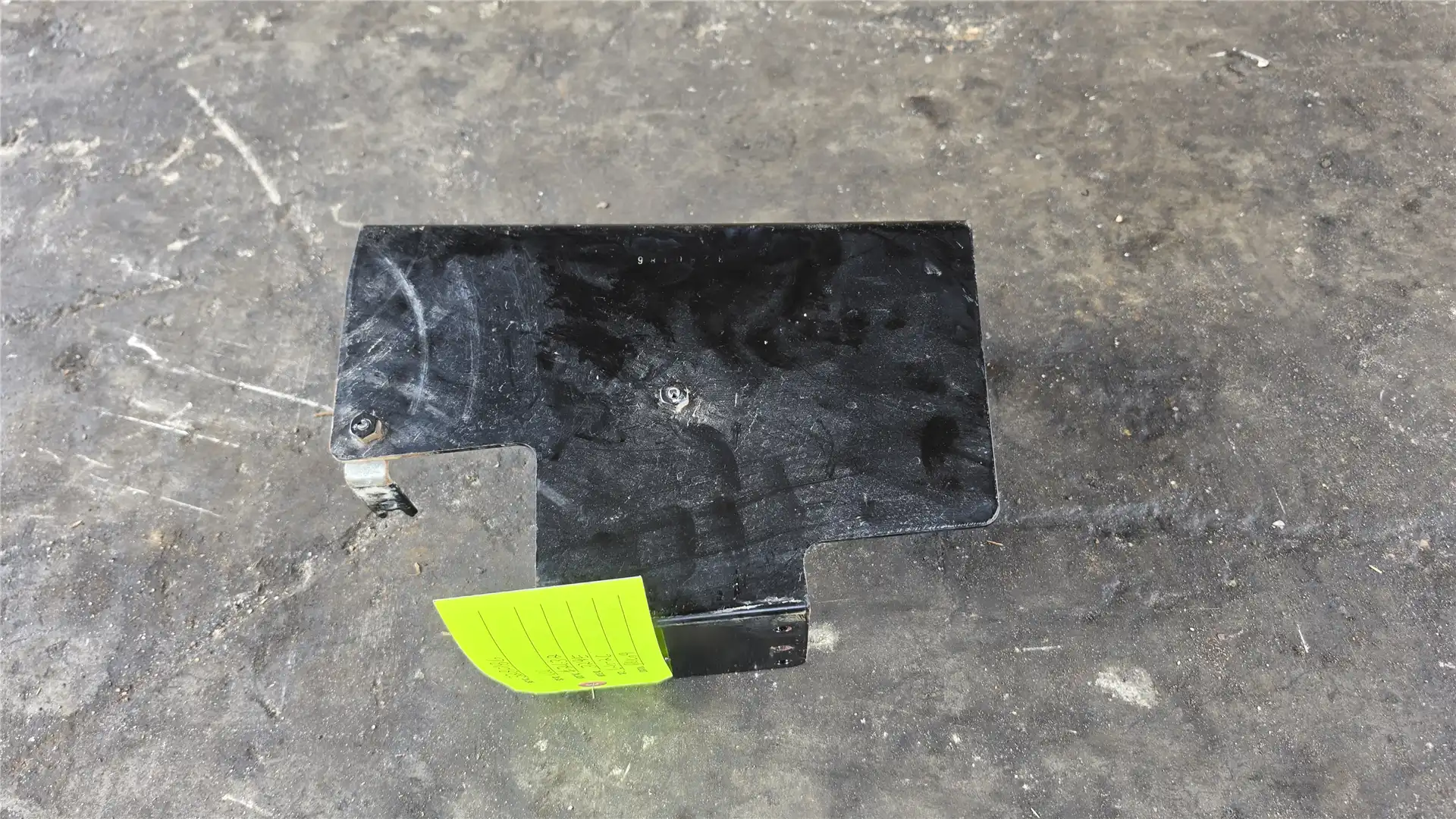 USED BRACKET image 2