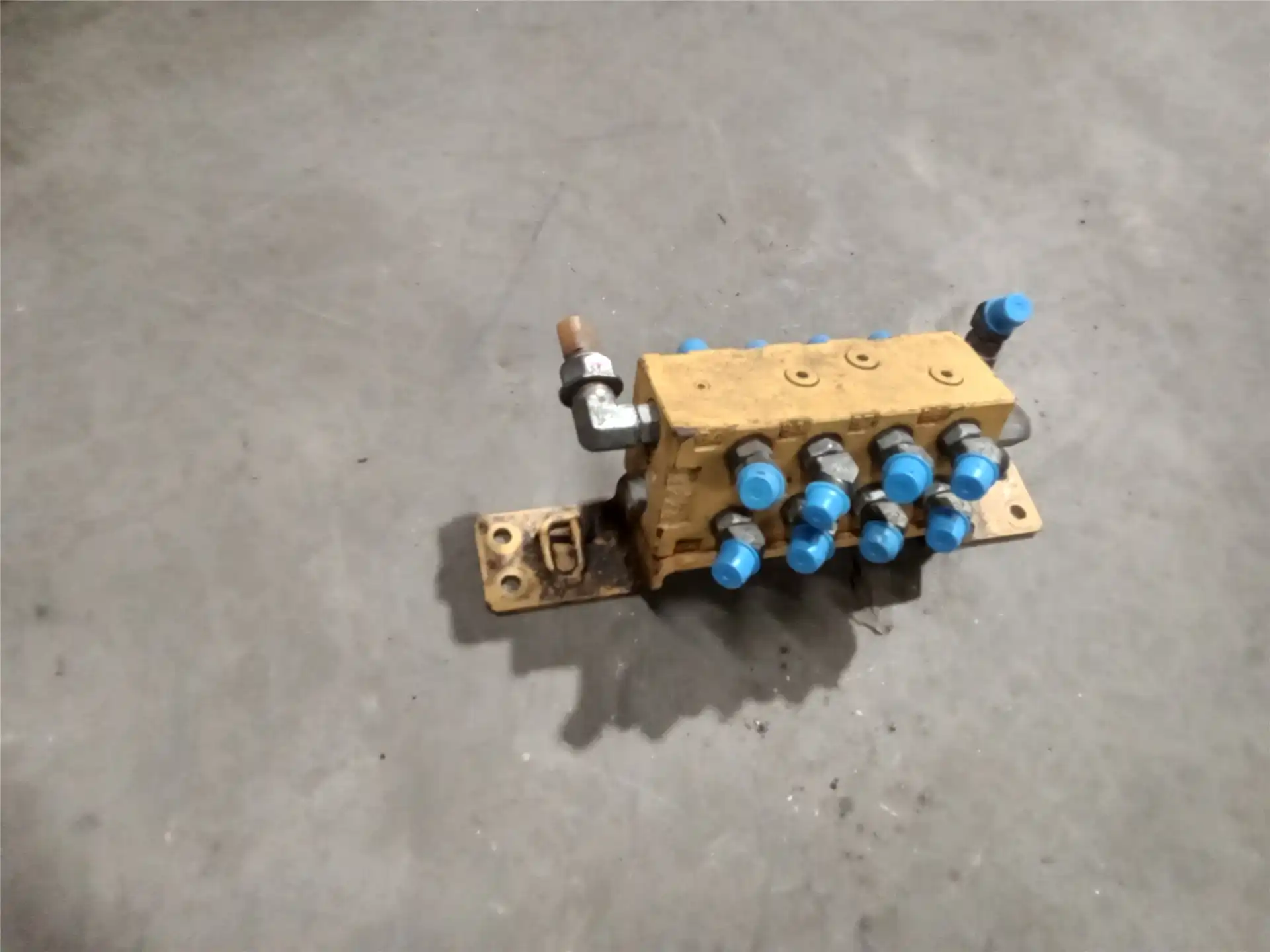 USED VALVE GP image 2
