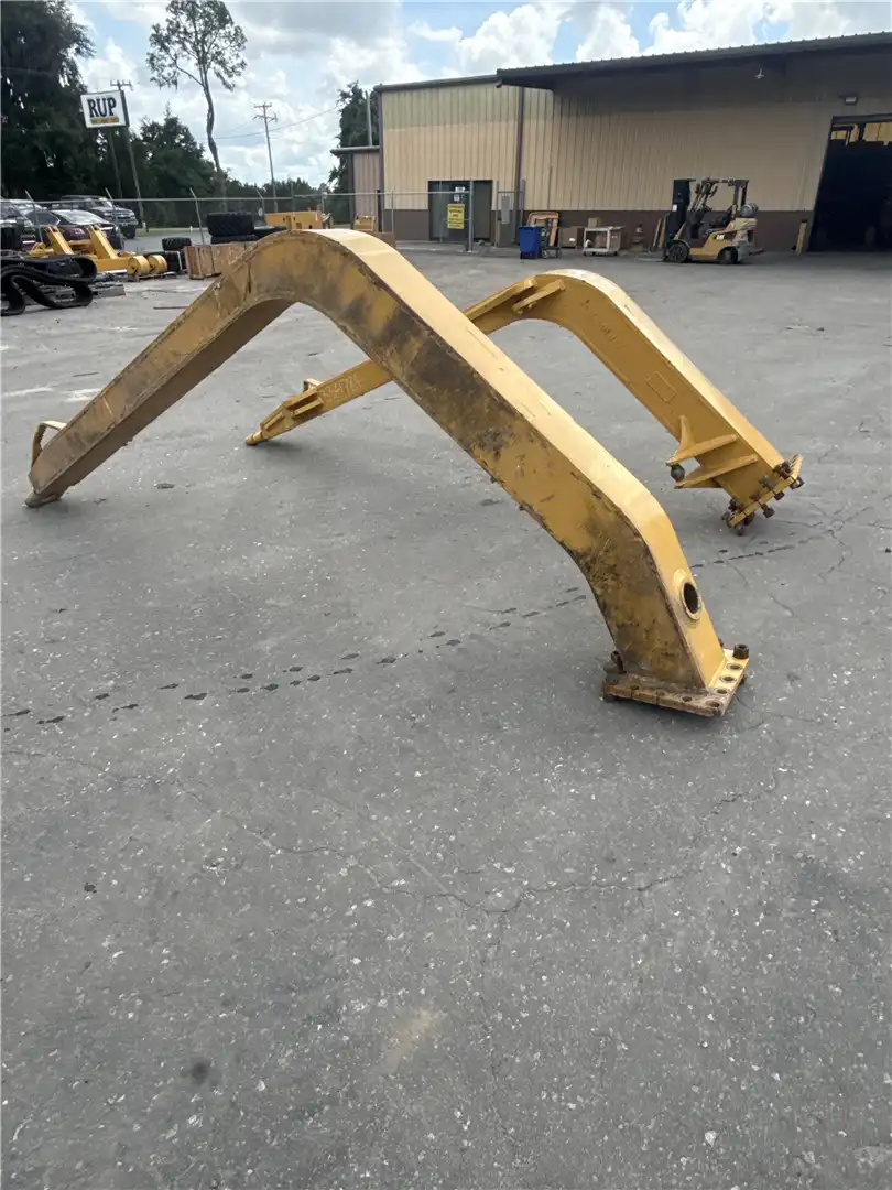 USED C-FRAME image 2