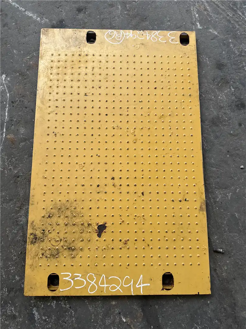 USED COVER AS indicator image 1