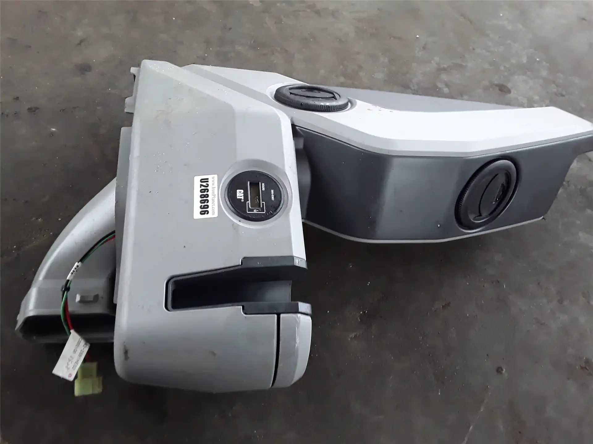 USED COVER indicator image 1