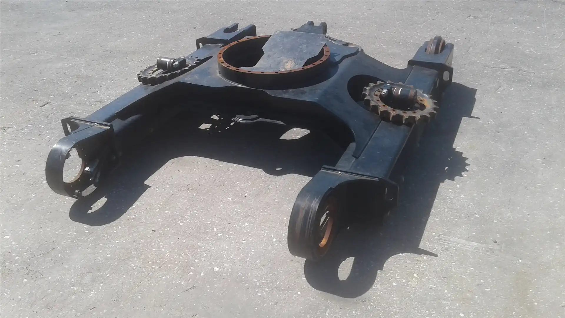 USED UNDERCARRIAGE indicator image 1