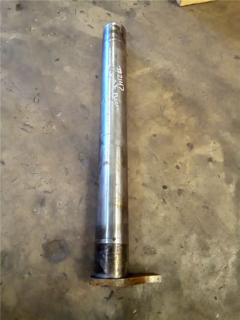 USED MAIN BOOM PIN image 2
