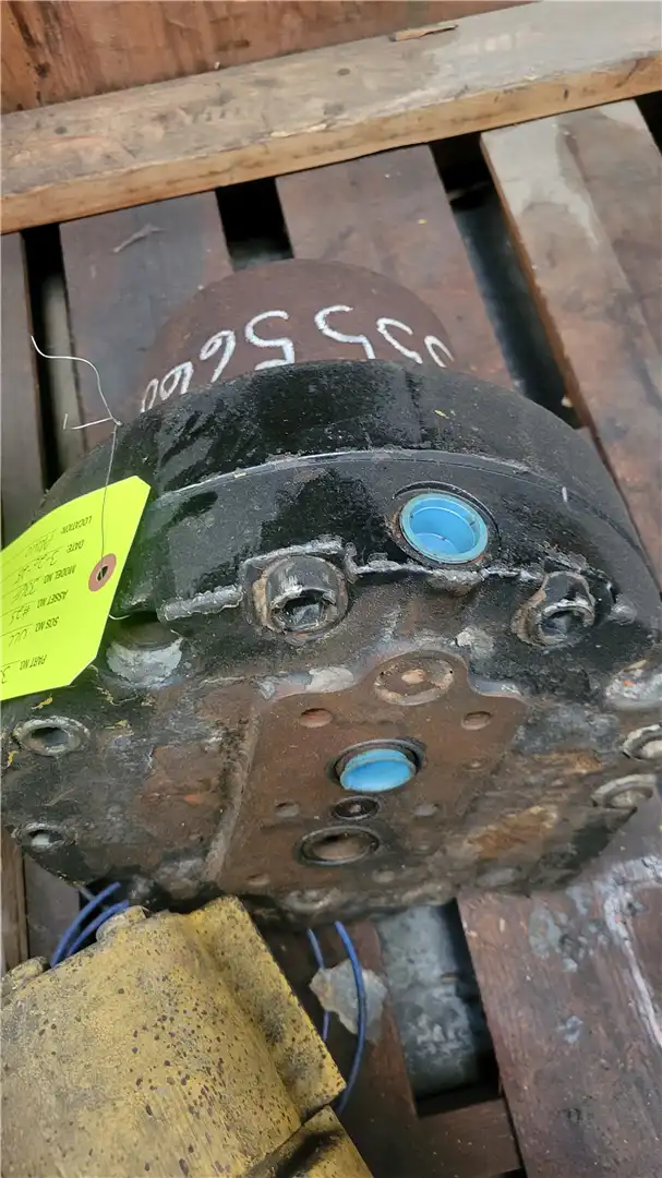 USED TRAVEL MOTOR image 2