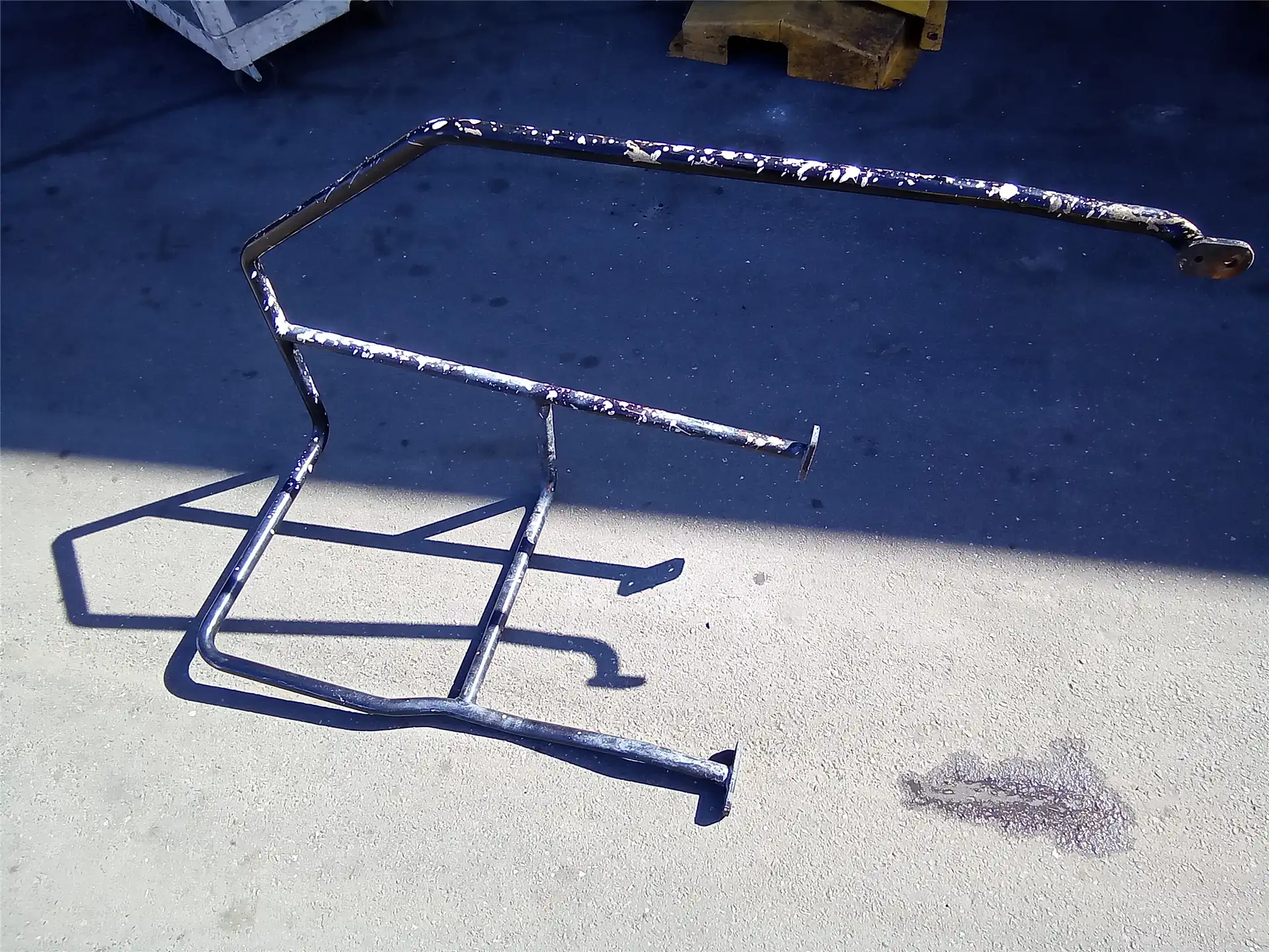 USED LH GUARDRAIL image 4