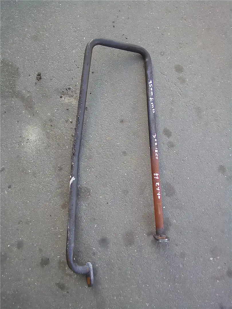 USED RH HANDRAIL image 2