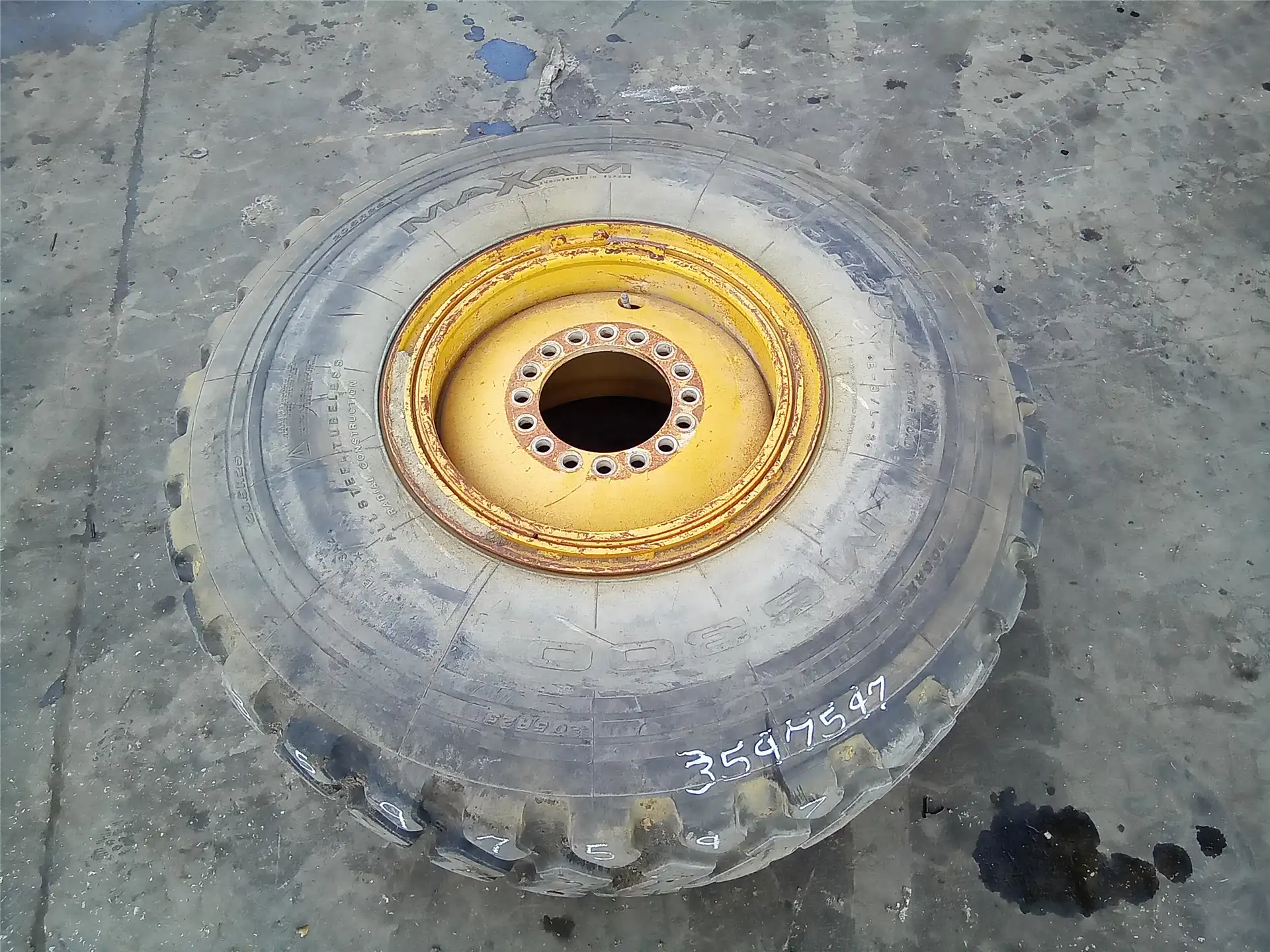 USED WHEEL GP image 2