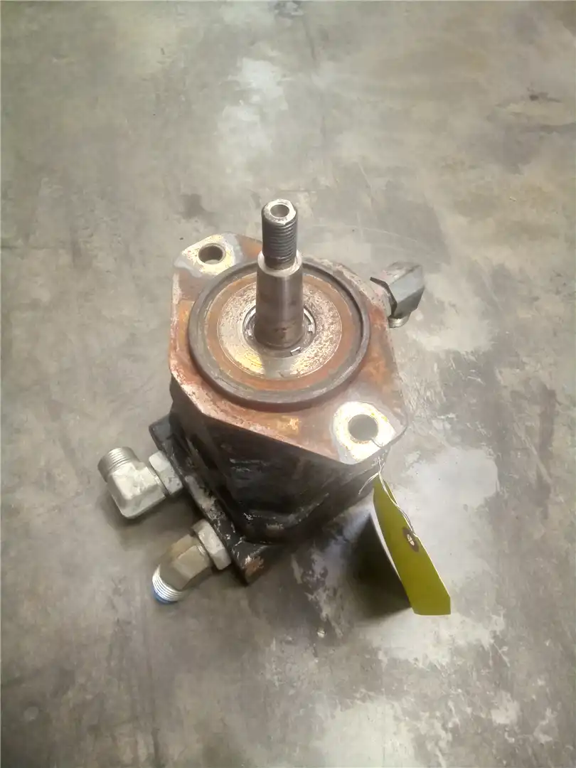USED PISTON MOTOR image 3