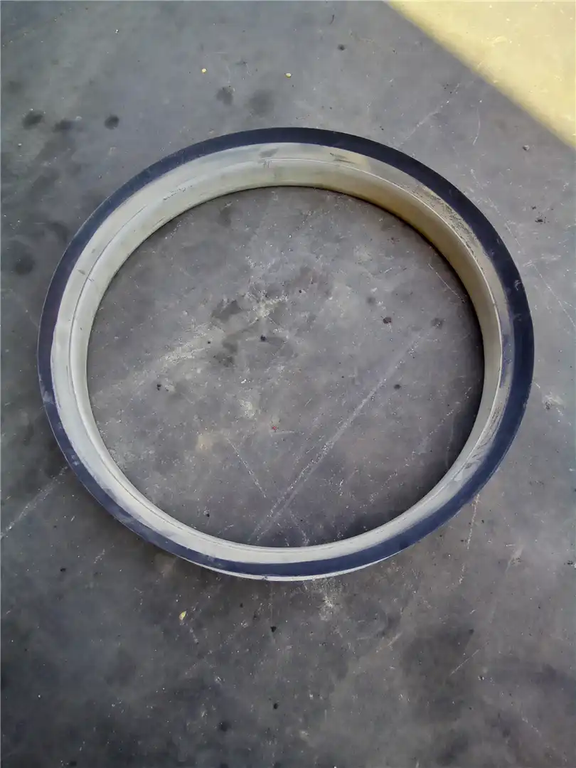 USED FAN SHROUD image 3