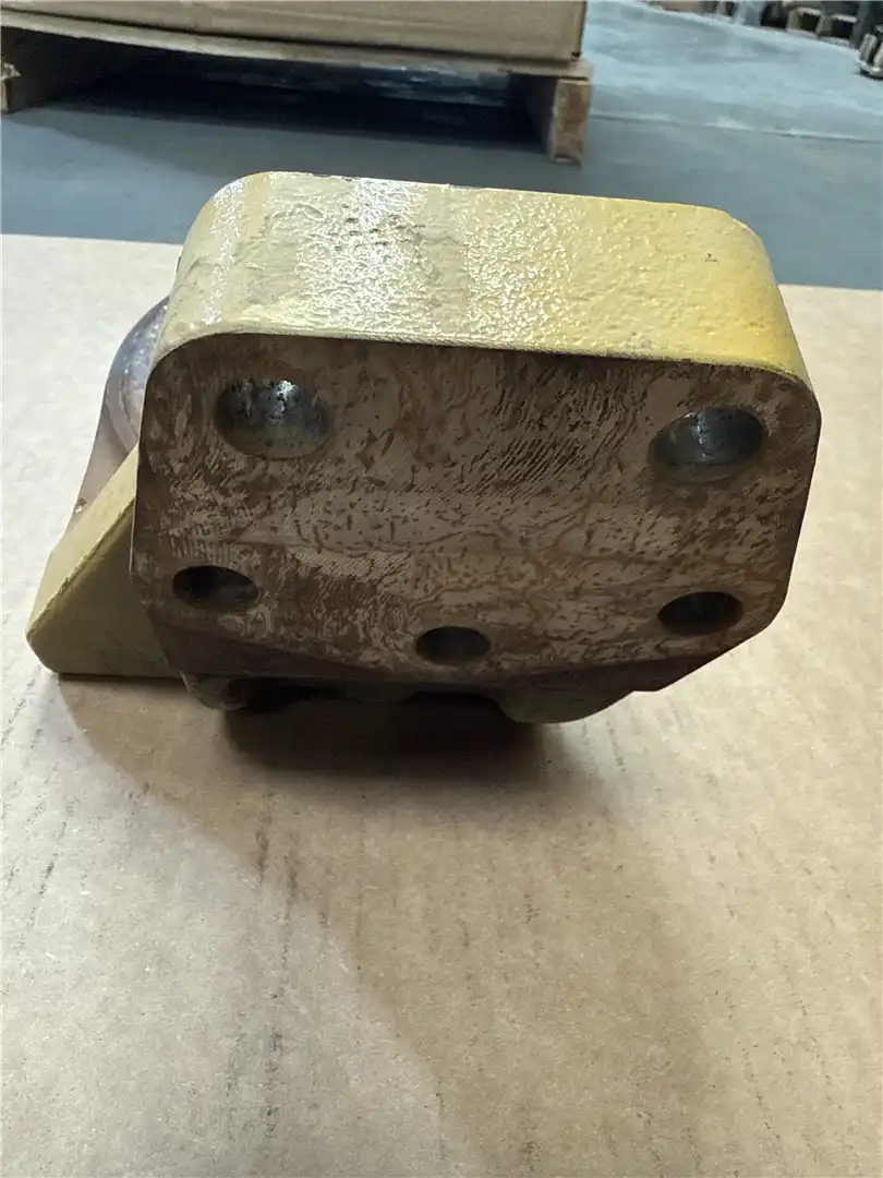 USED BRACKET FRONT image 5