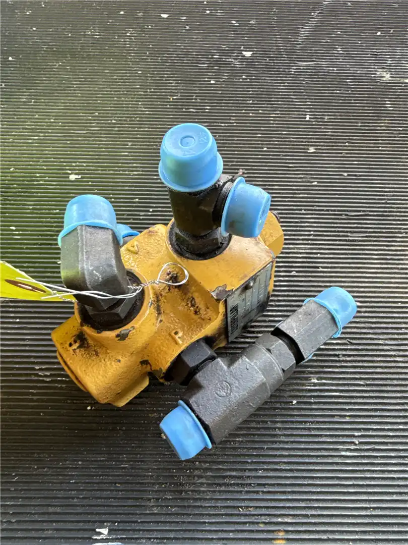 USED VALVE image 2