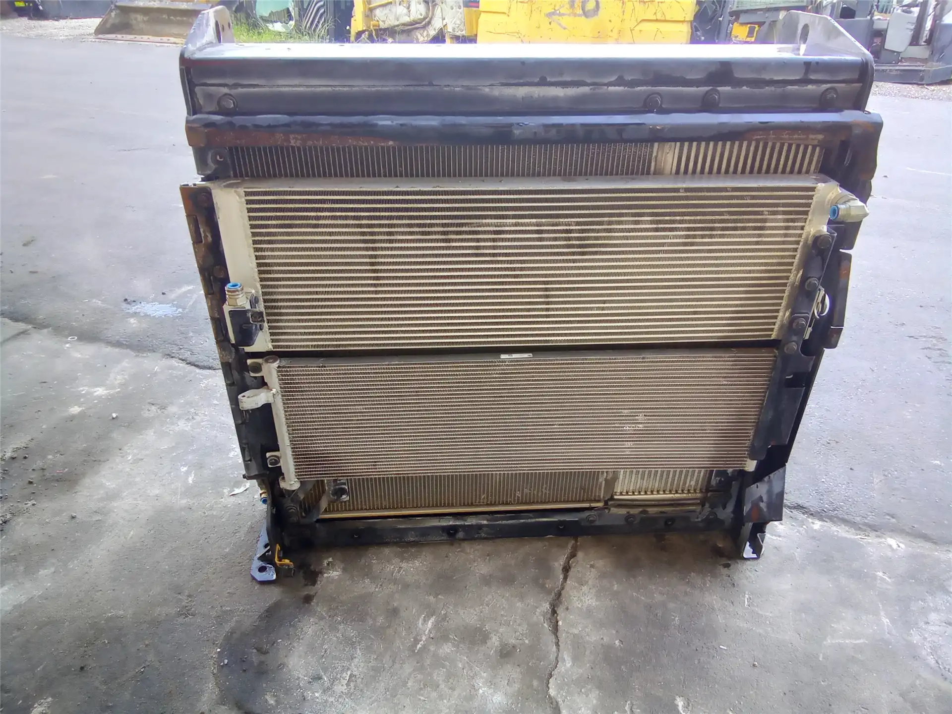 USED RADIATOR image 6
