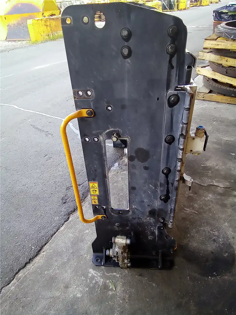 USED RADIATOR image 7