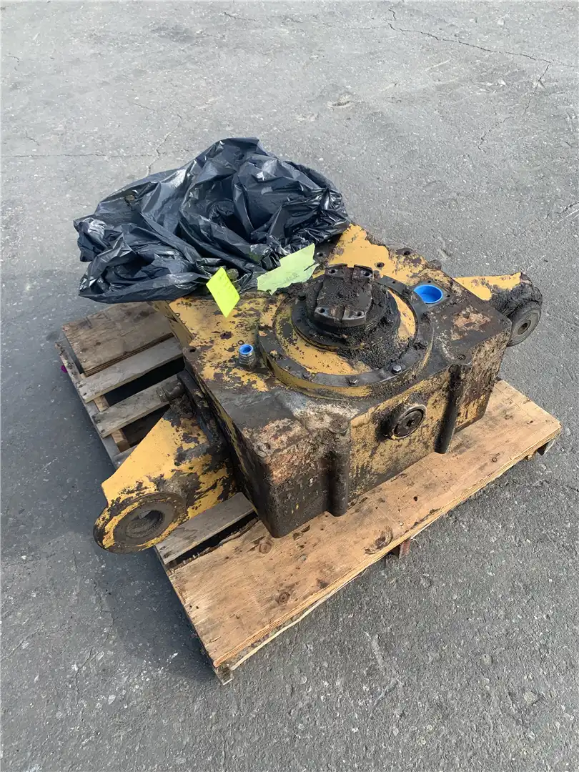 USED TRANSFER CASE image 2