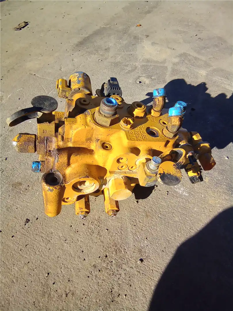 USED VALVE image 2