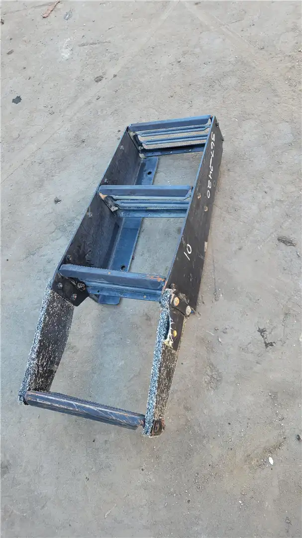 USED LADDER image 3