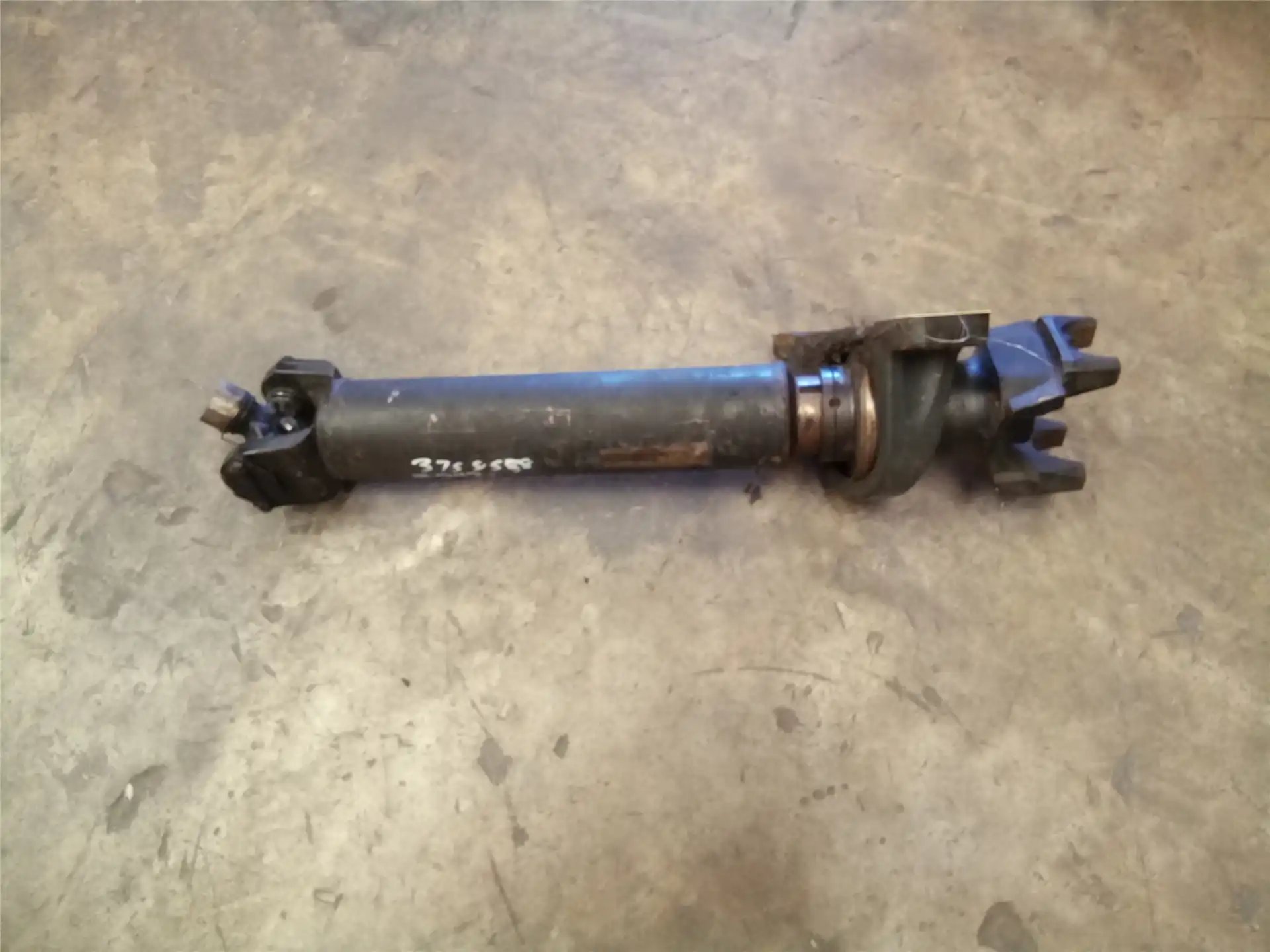 USED DRIVE SHAFT image 4