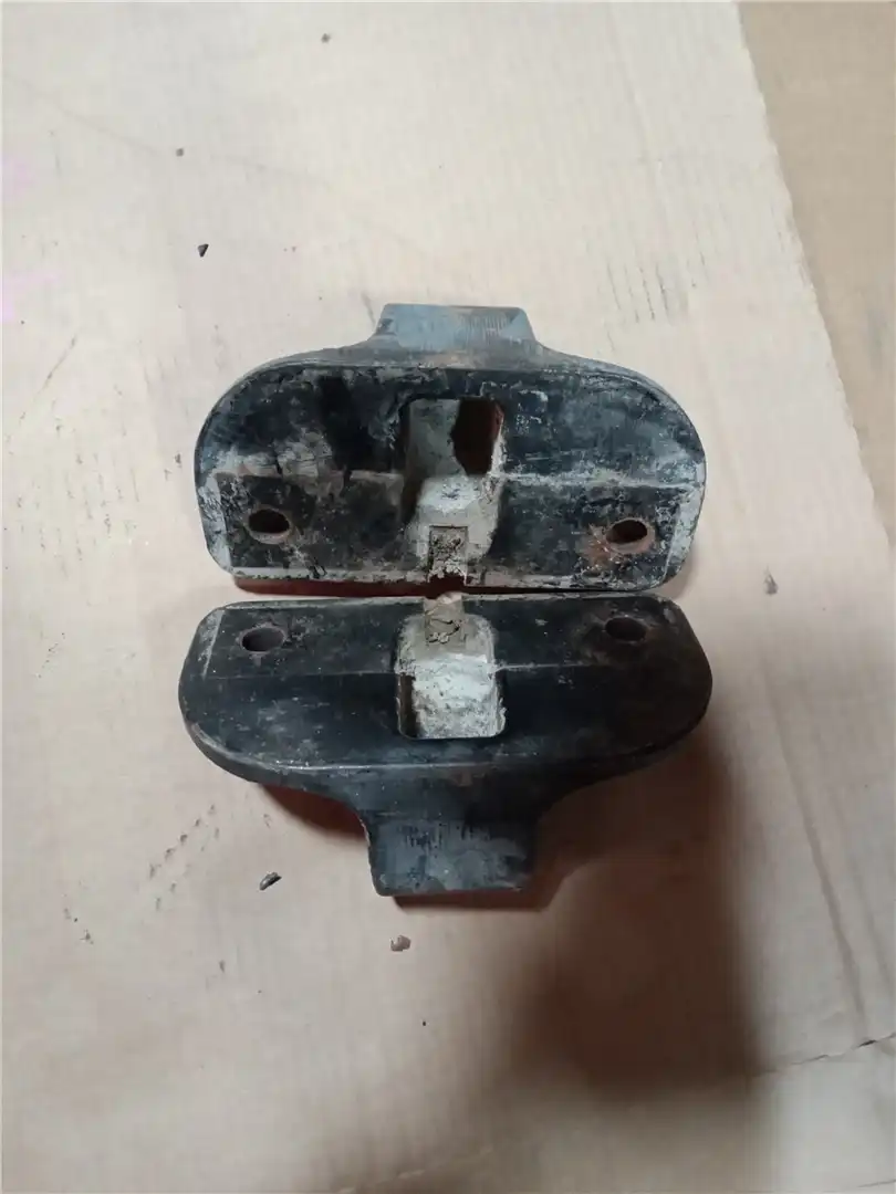 USED BRACKET image 2