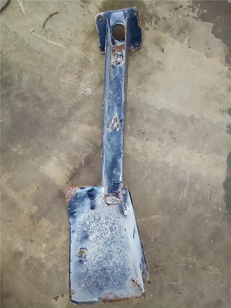USED RH BRACKET image 2