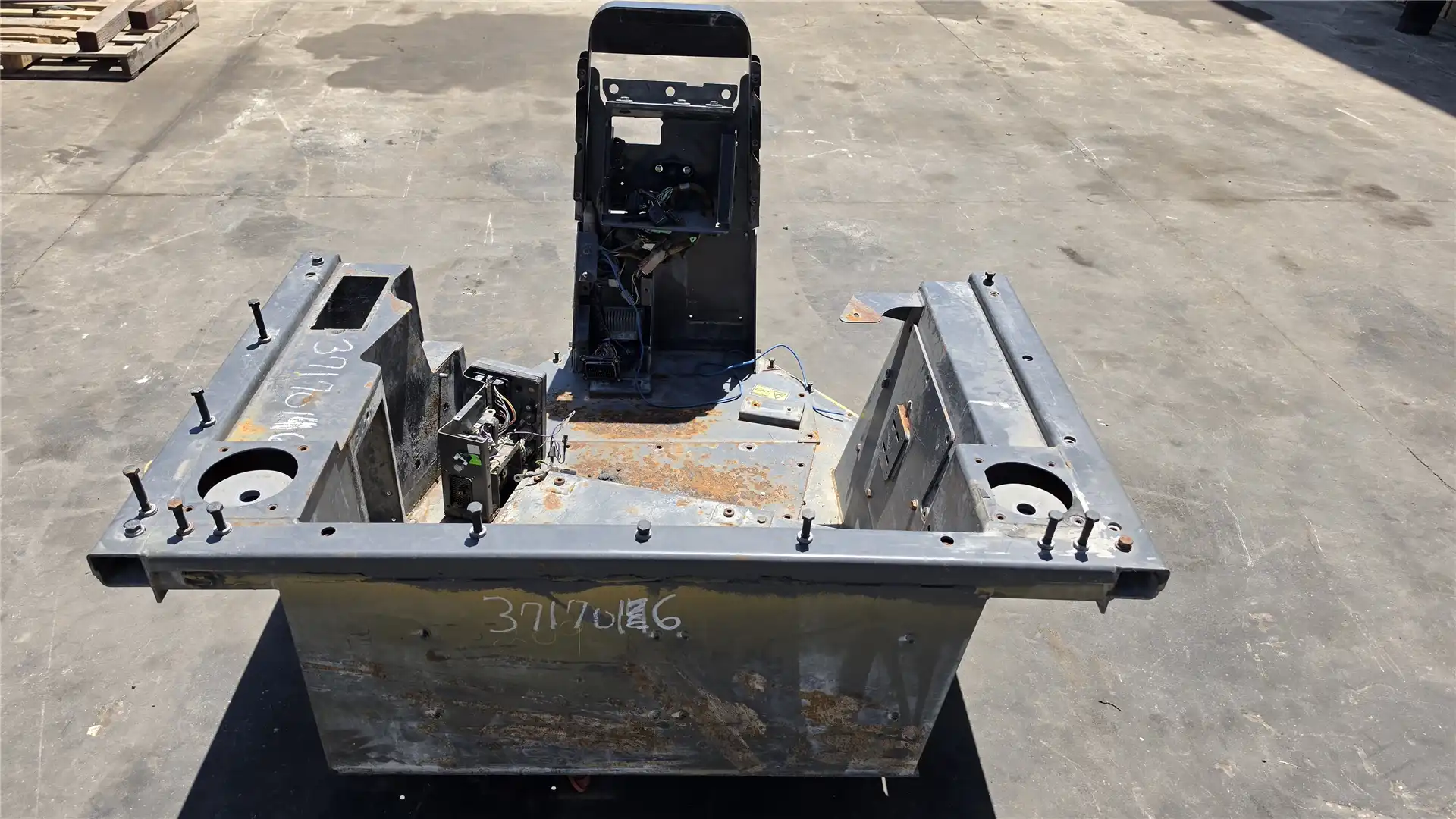 USED PLATFORM GP image 3