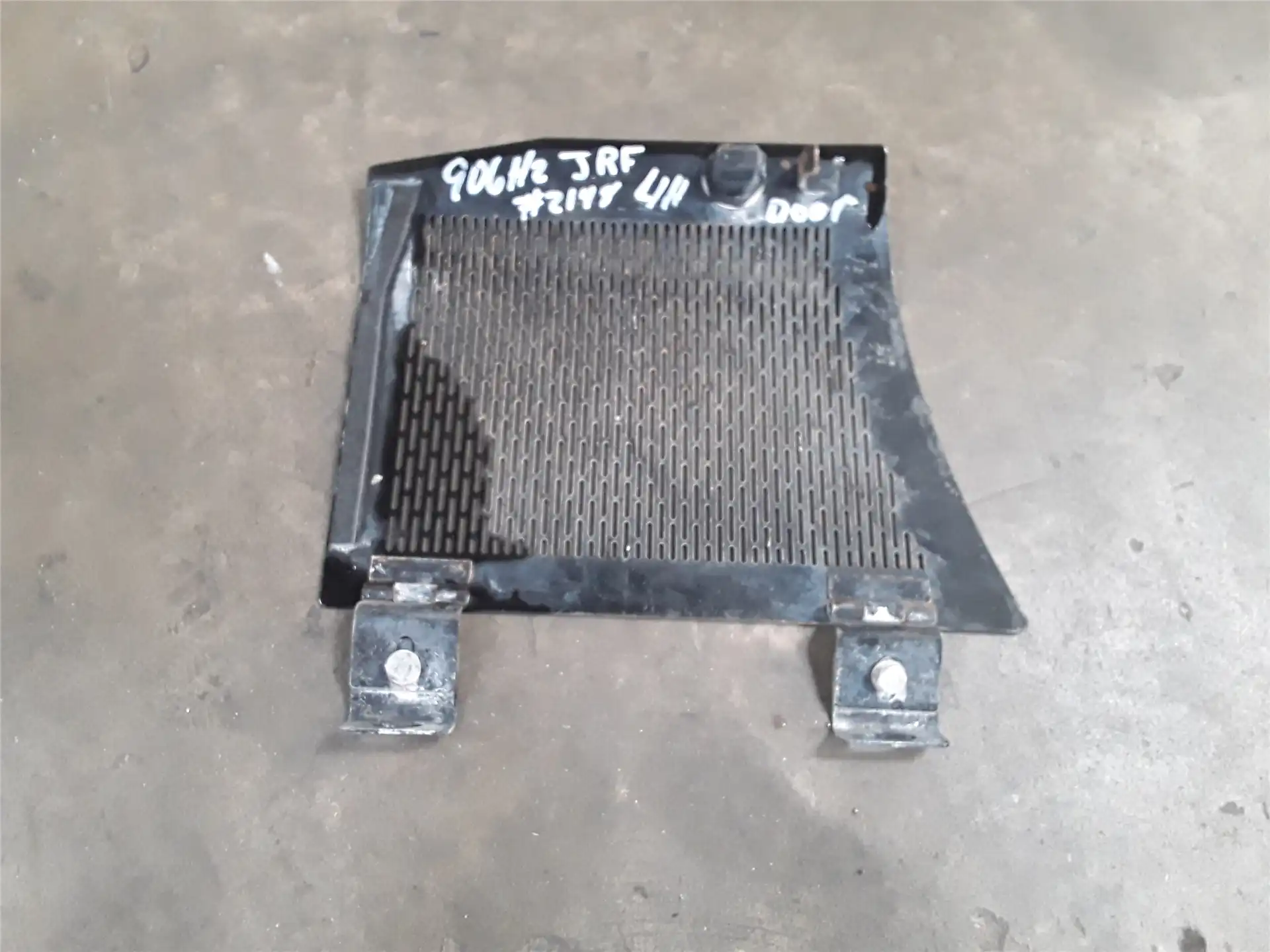 USED LH ACCESS DOO indicator image 1