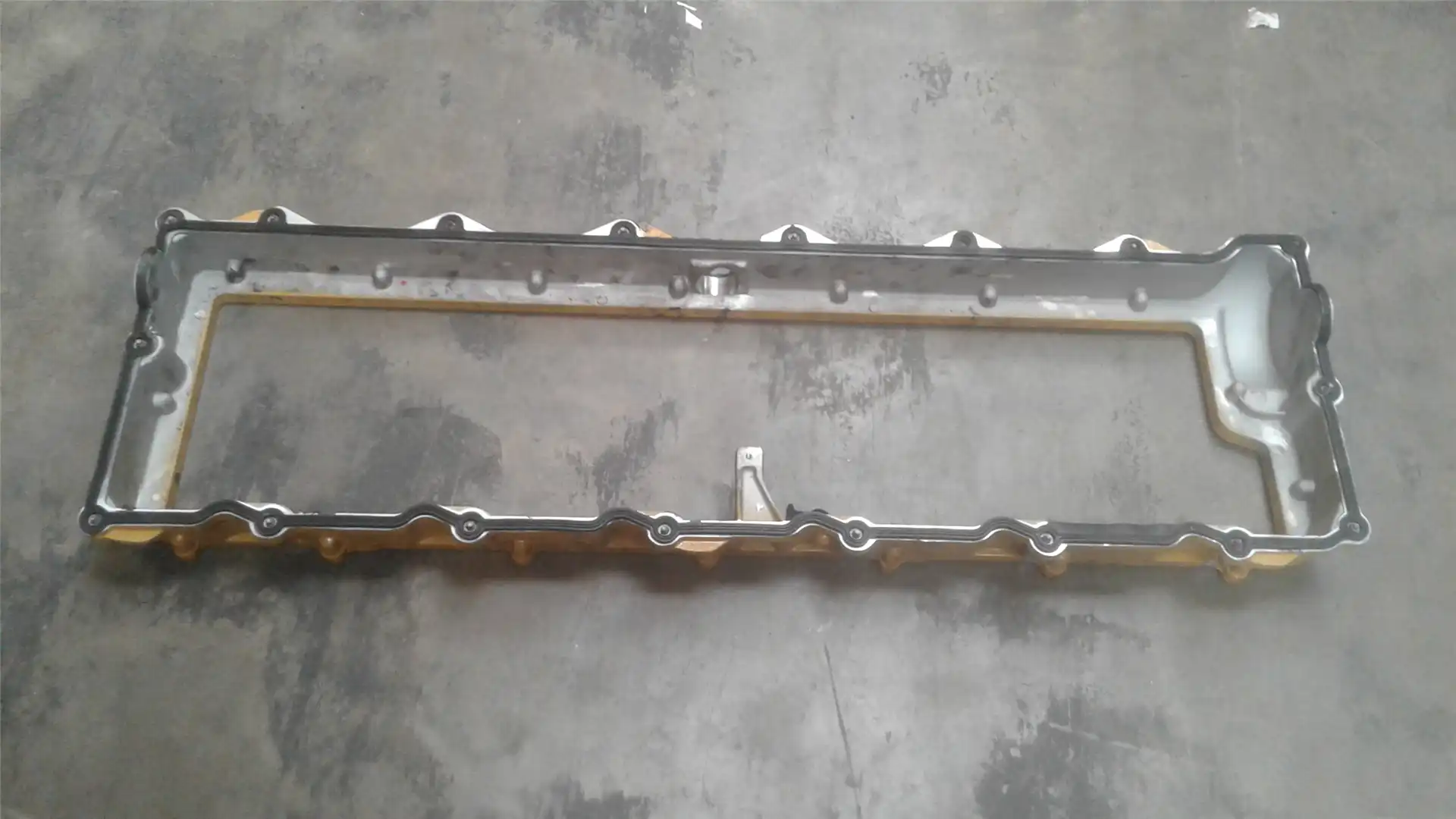 USED COVER AS image 2