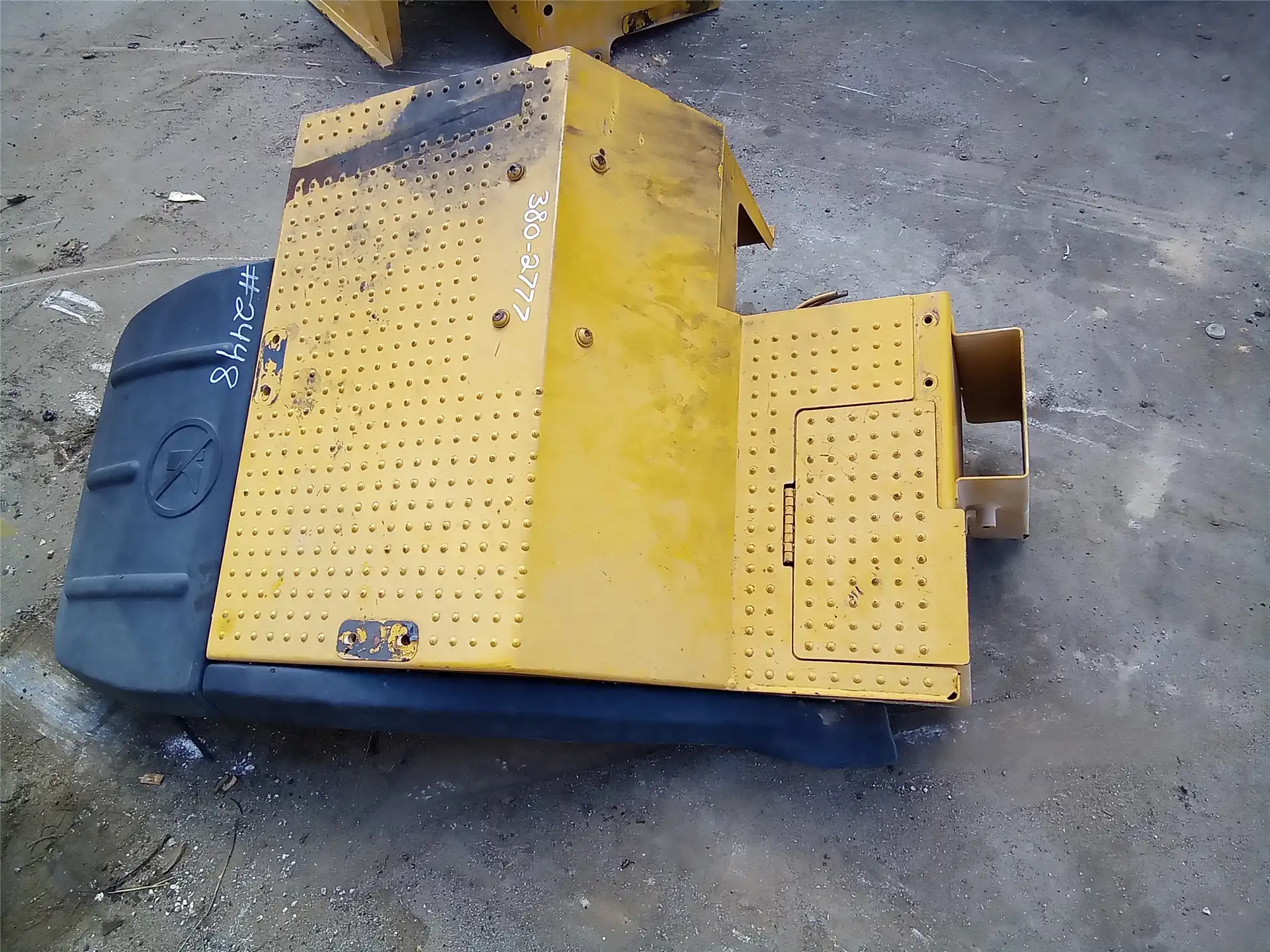 USED PLATFORM (RH) image 3