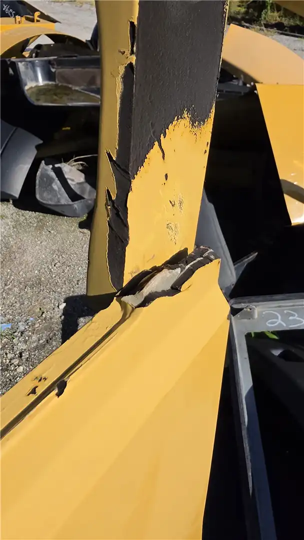 USED HOOD image 4
