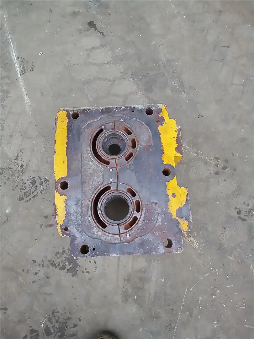 USED PORT BLOCK image 2