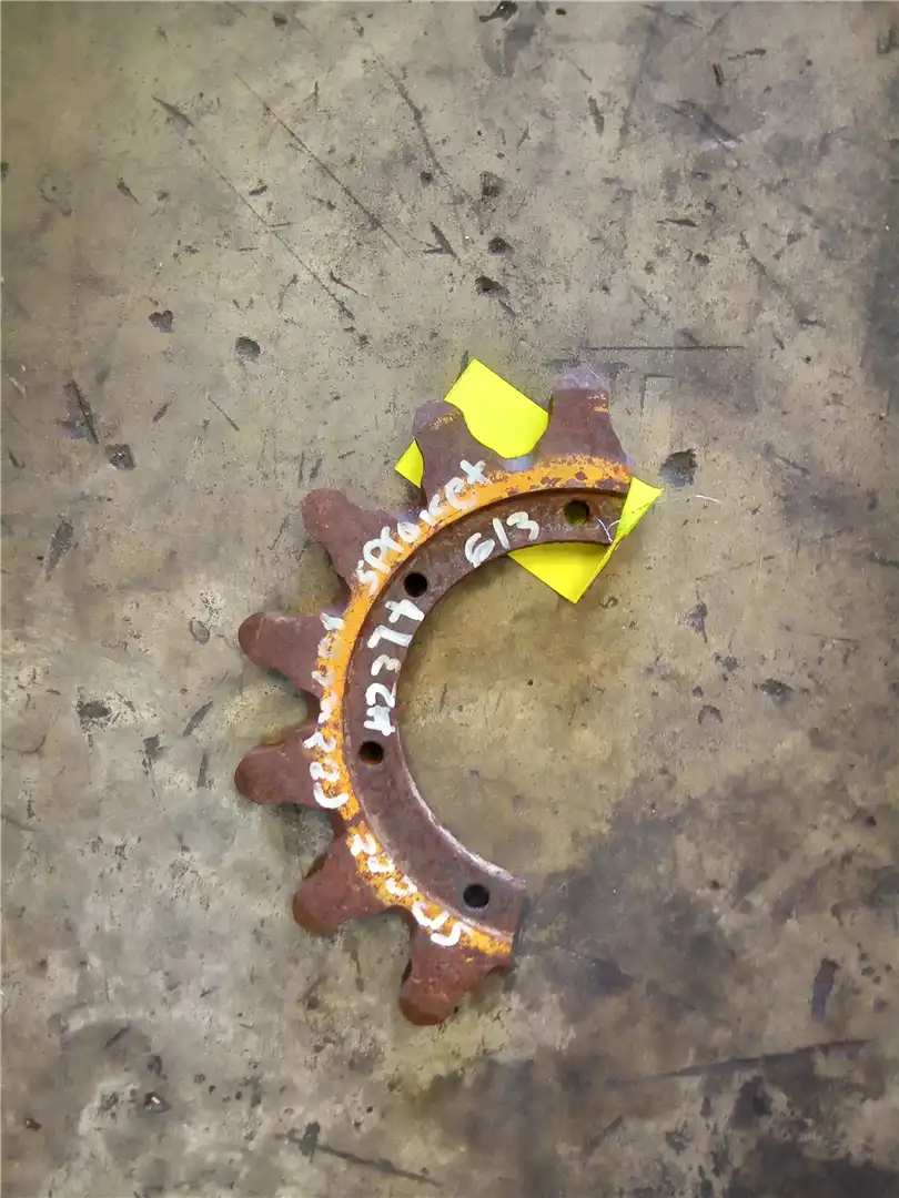 USED SPROCKET image 2