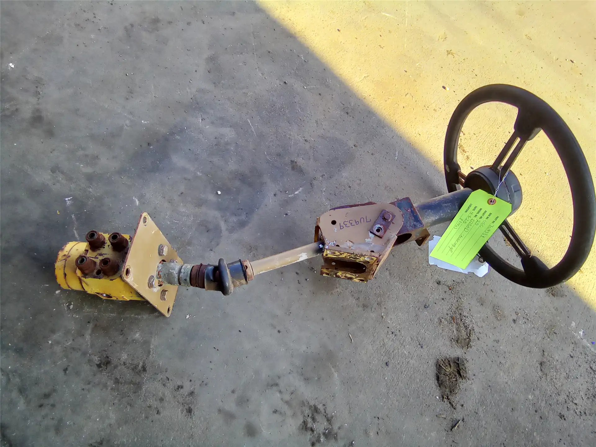 USED STEERING GP image 2