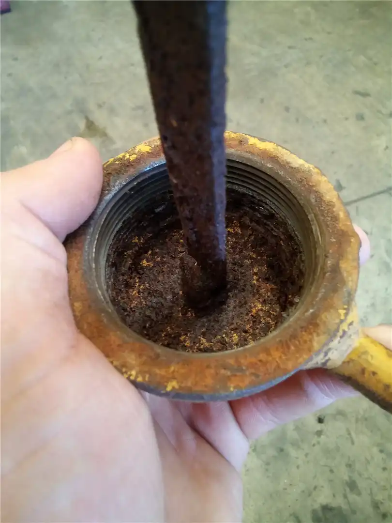 USED RESERVOIR AS image 3