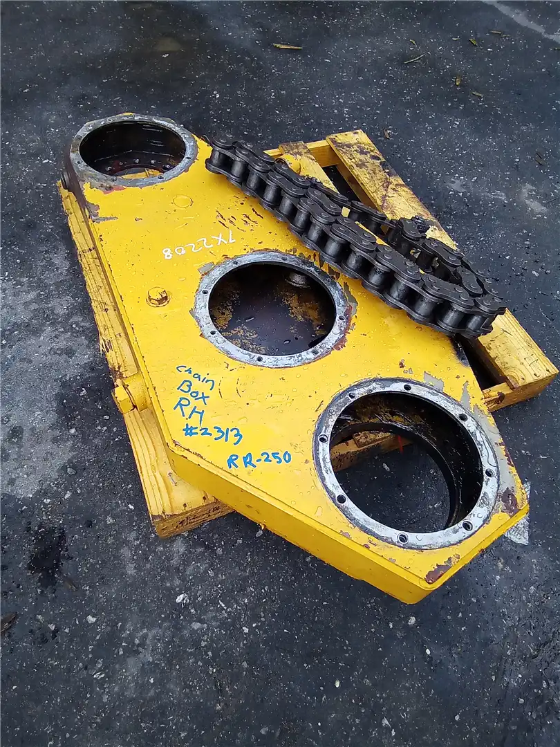 USED CHAIN BOX image 2