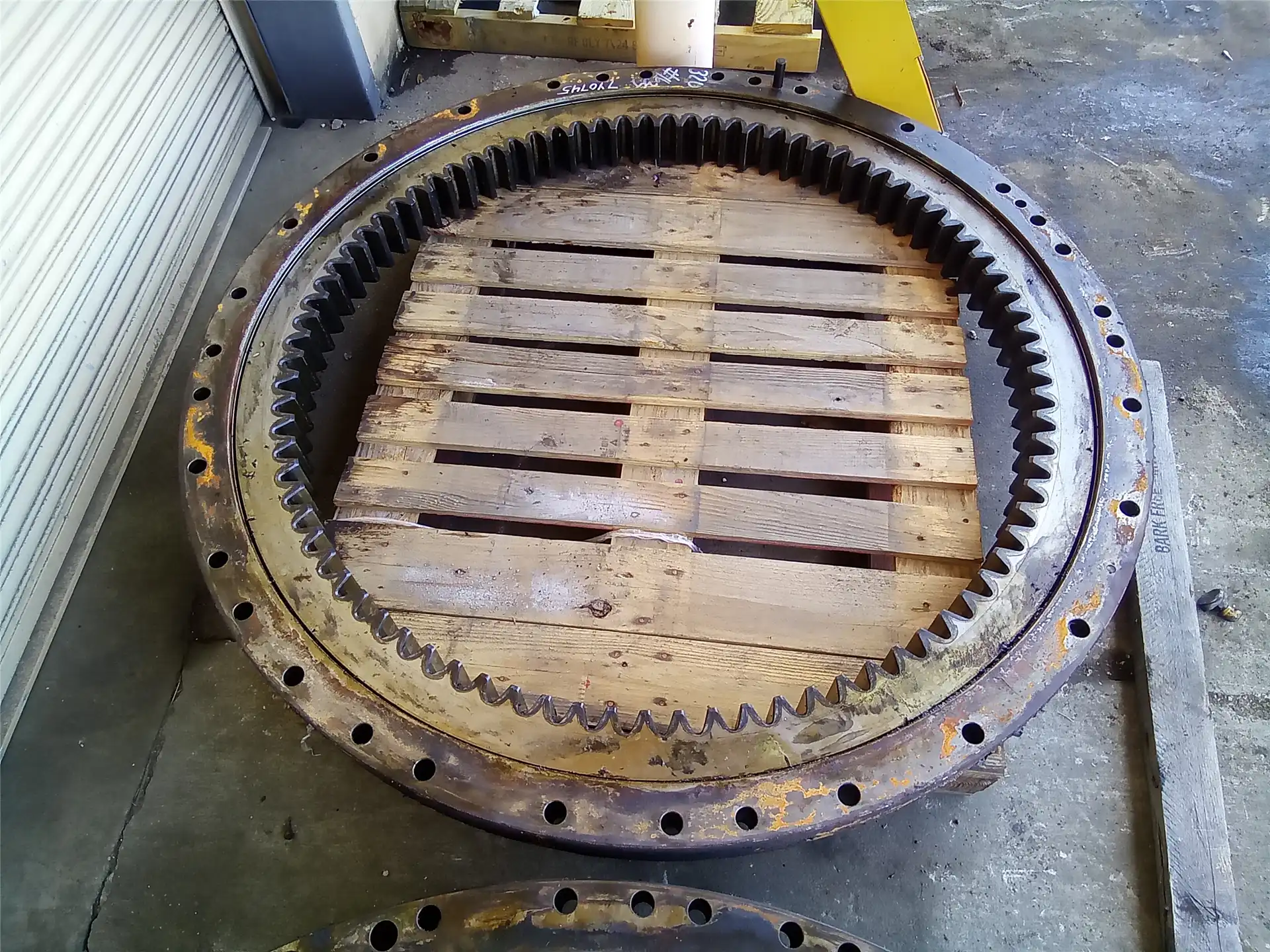 USED SWING GEAR image 2