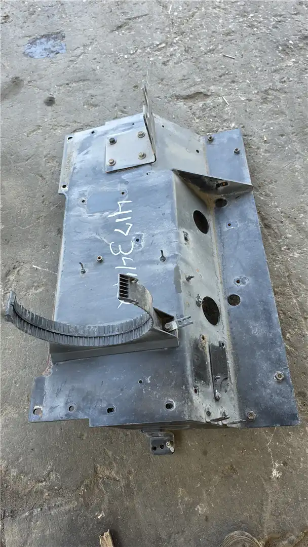 USED PLATE AS indicator image 1