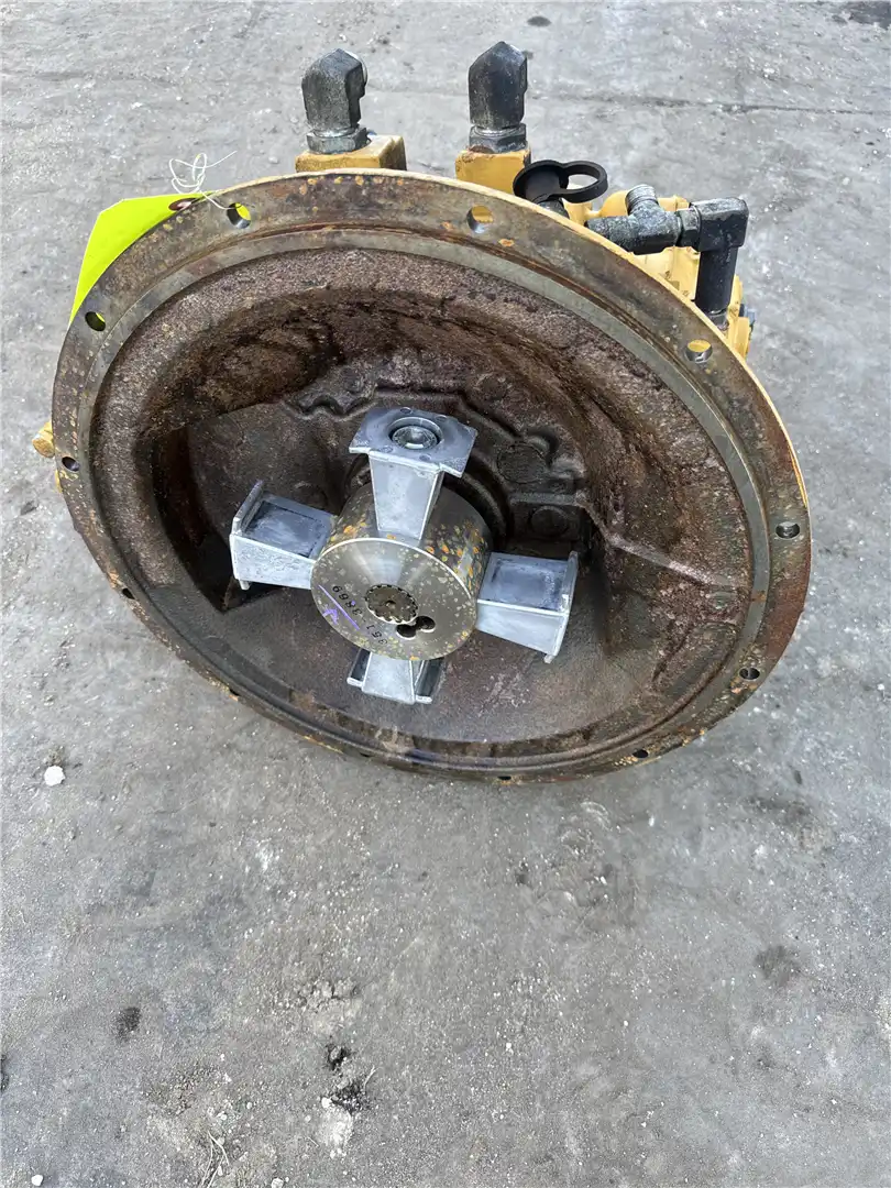 USED HYD PUMP image 2