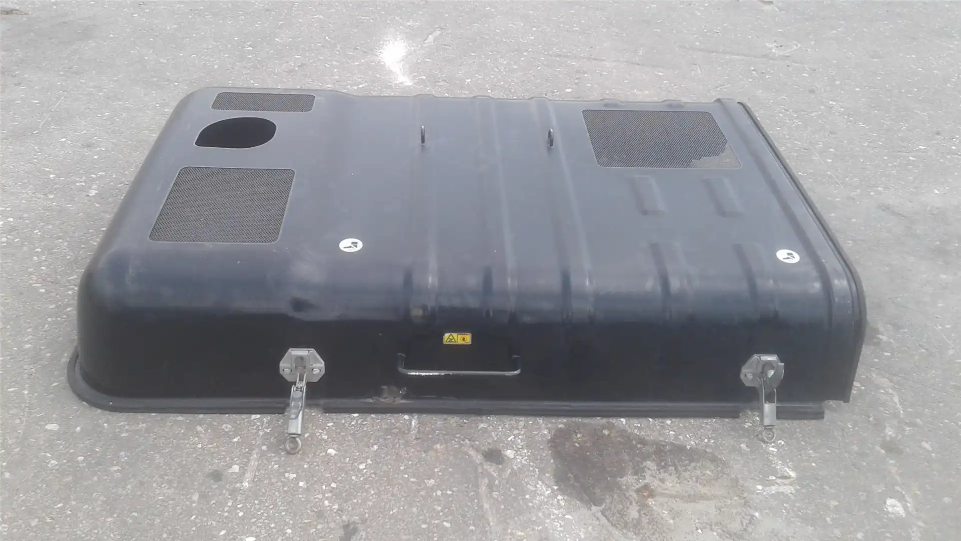 USED HOOD AS image 4