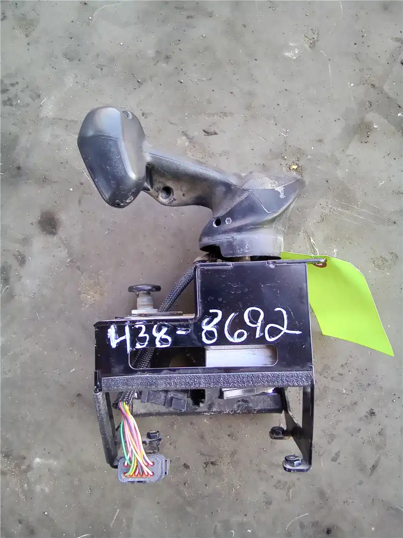 USED JOYSTICK CONT indicator image 1