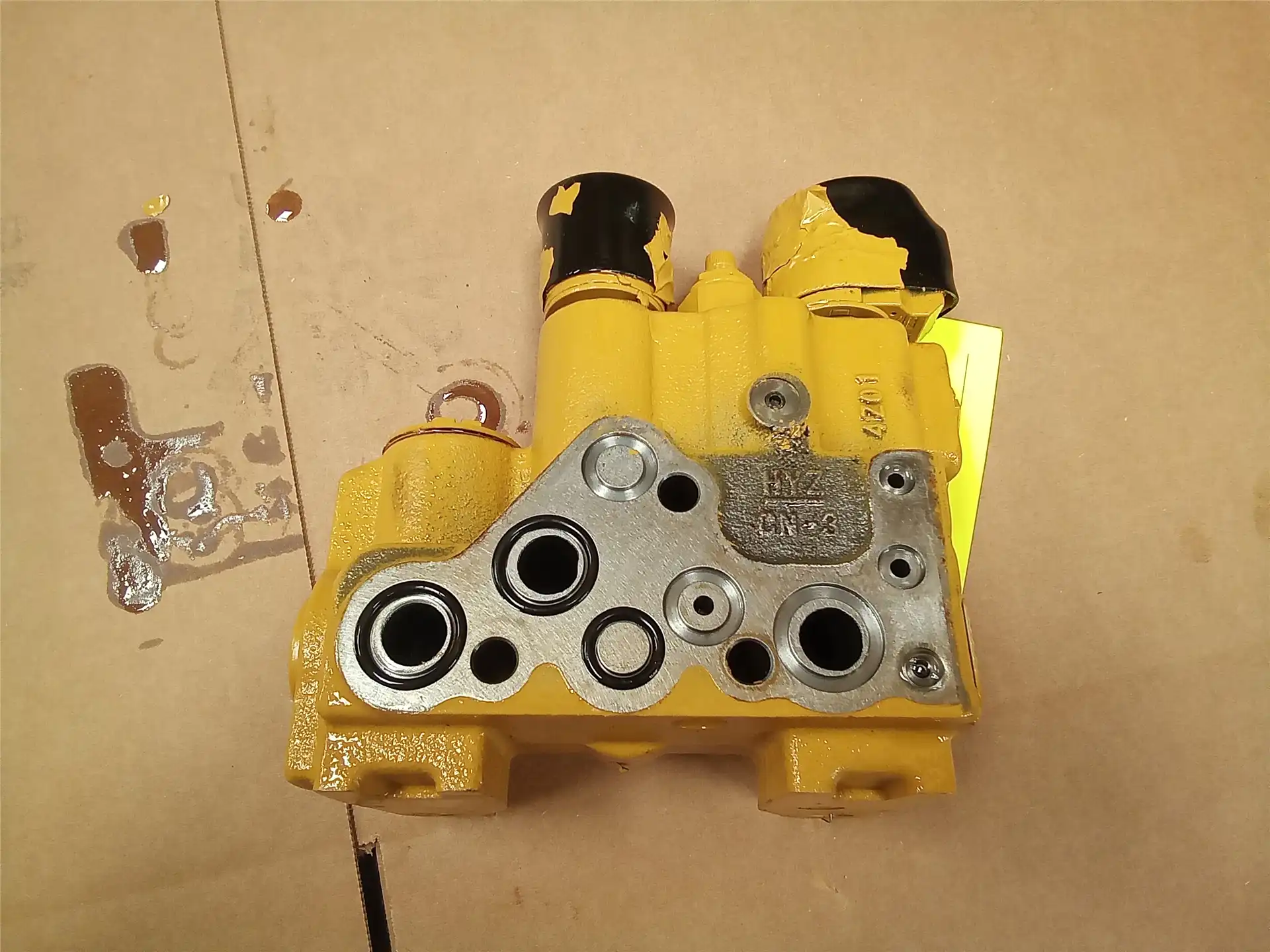 NEW MANIFOLD GP image 2