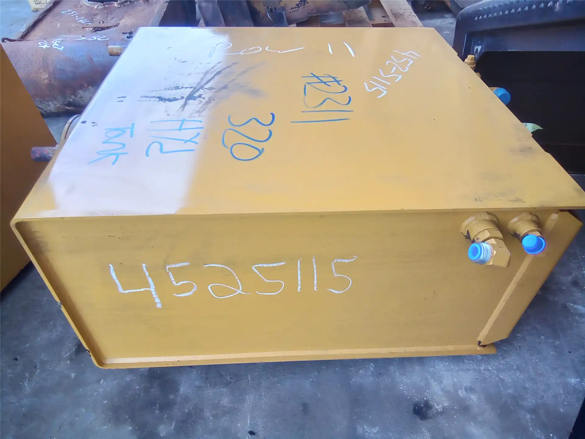USED HYDRAULIC TAN image 3