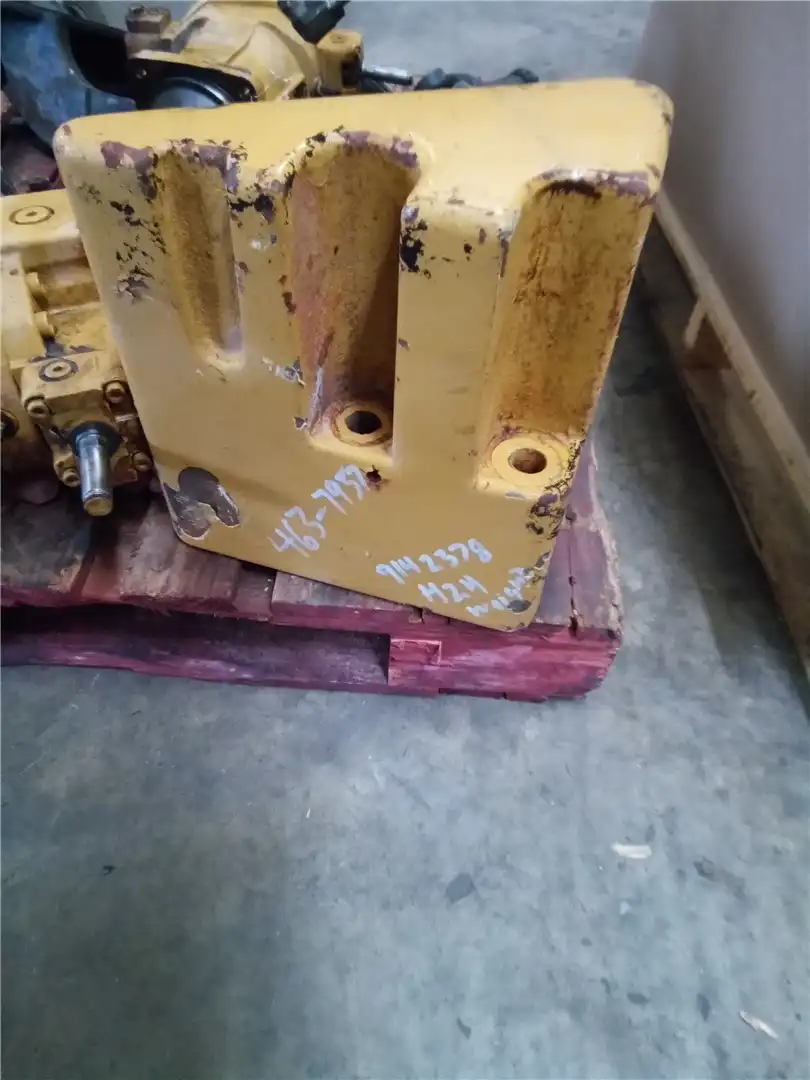 USED COUNTERWEIGHT image 2