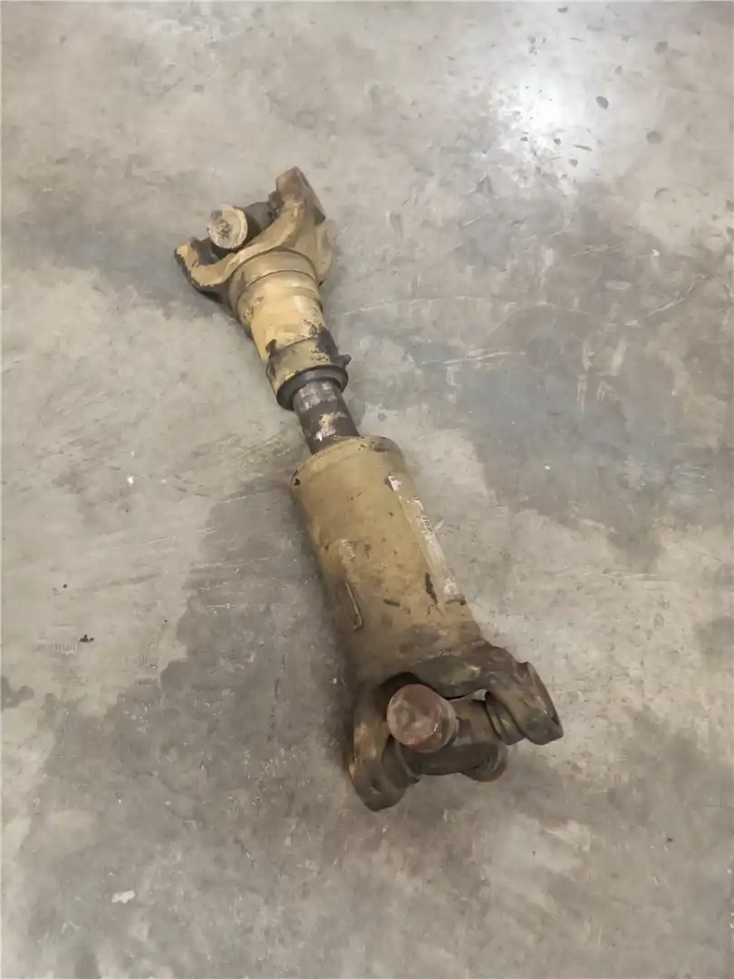USED REAR SHAFT JO image 2
