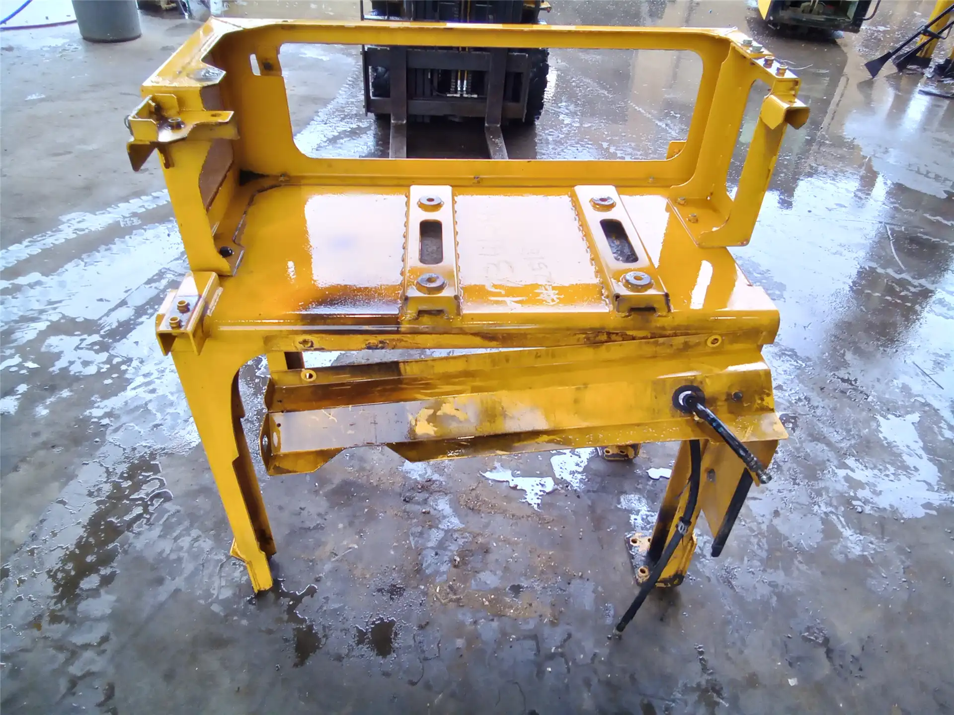 USED FRAME GP image 2
