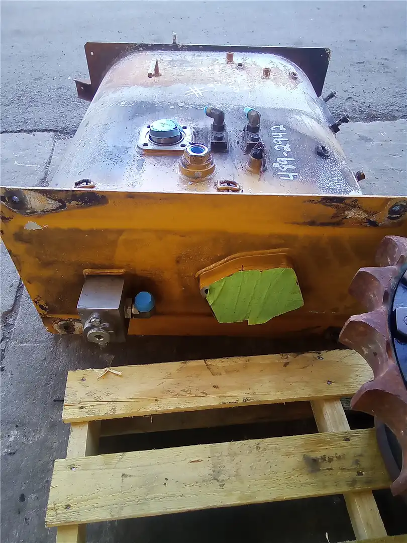 USED HYDRAULIC TAN image 3