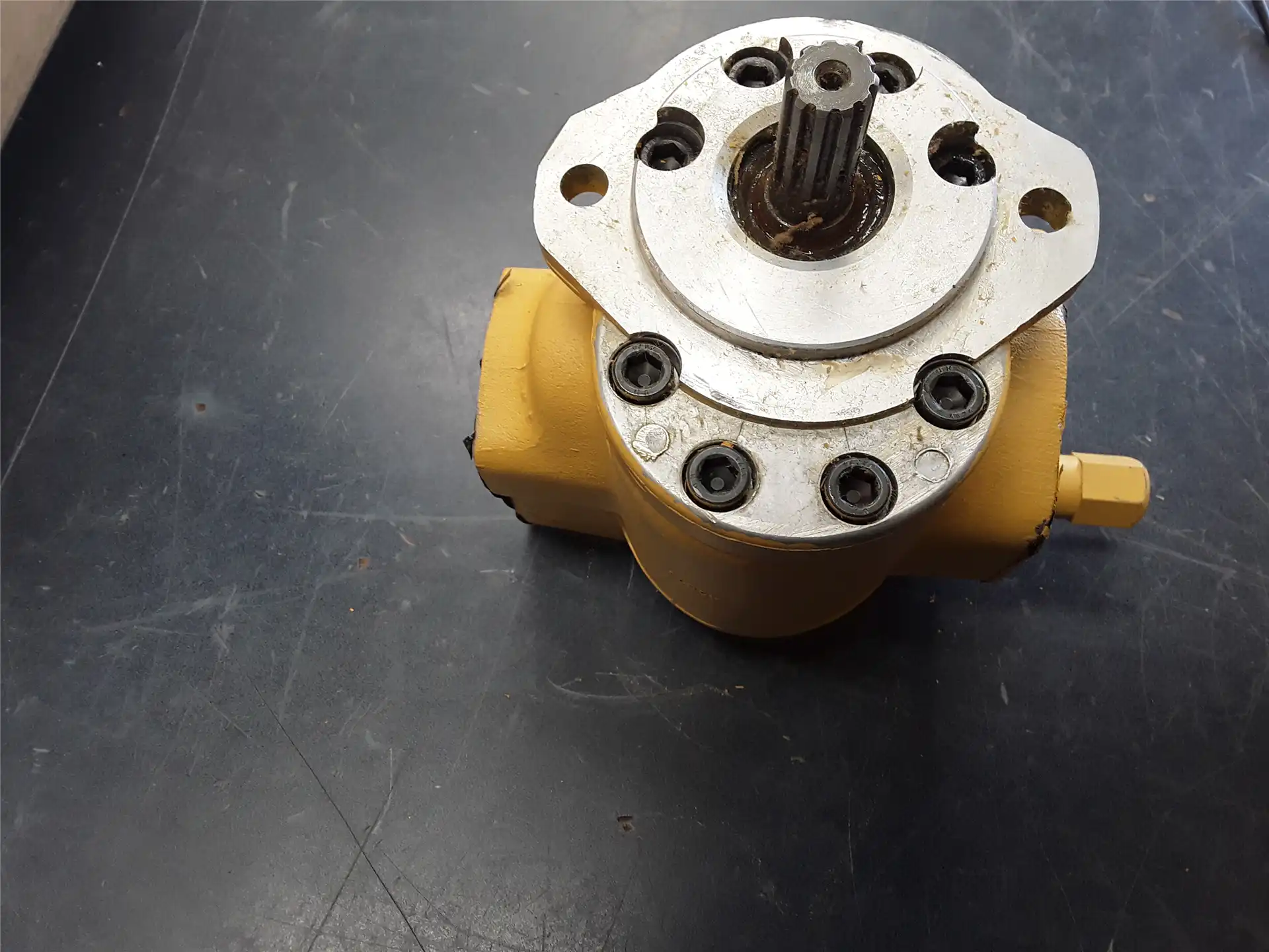 USED PUMP GROUP image 2