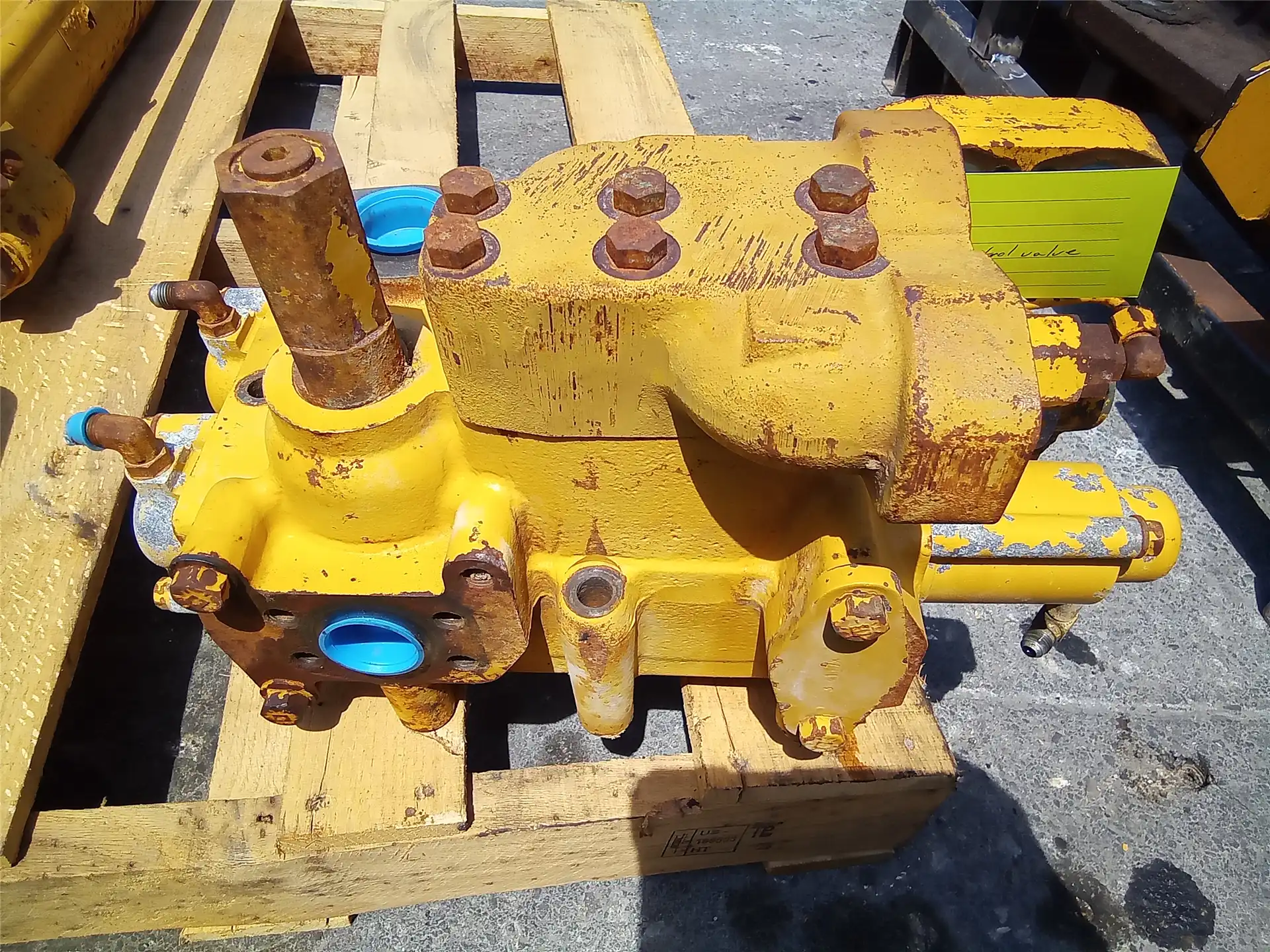 USED PUMP image 2