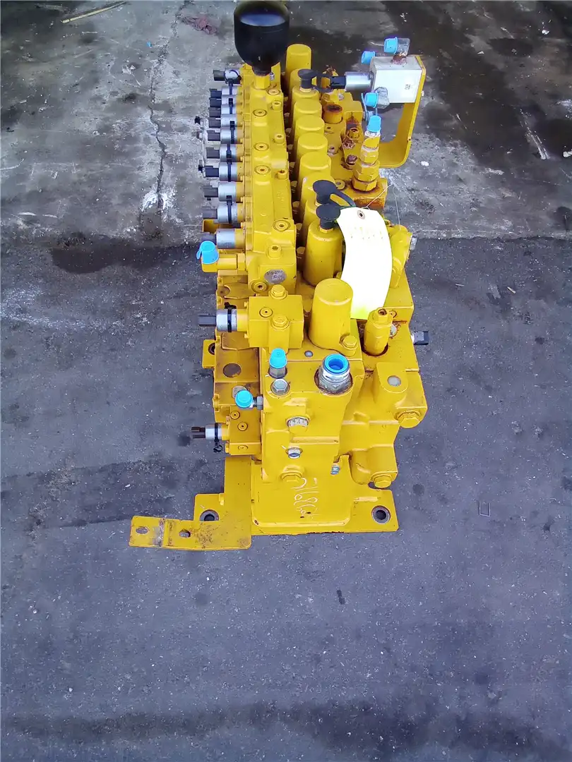 USED MAIN CONTROL image 2