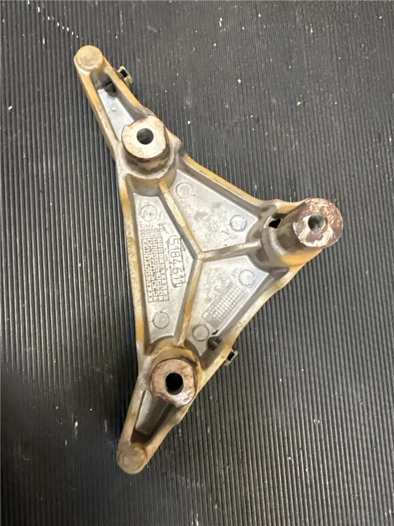 USED BRACKET indicator image 1