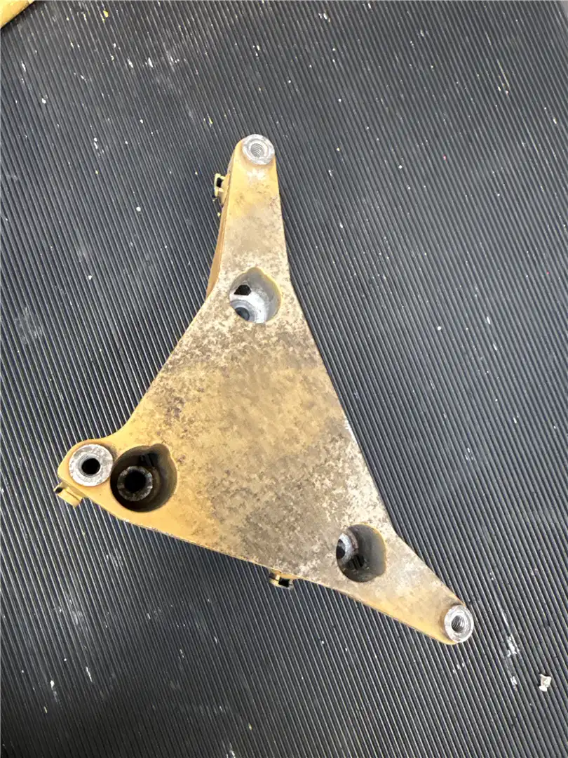 USED BRACKET image 2