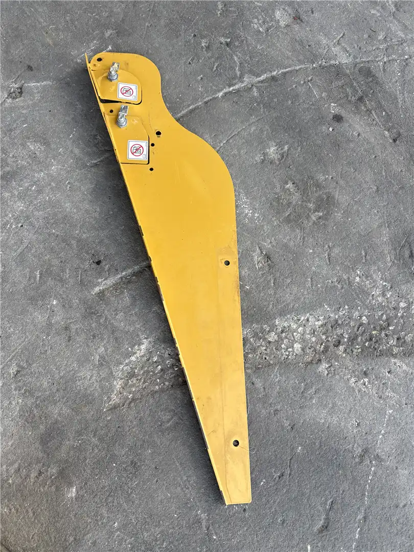 USED COVER image 4
